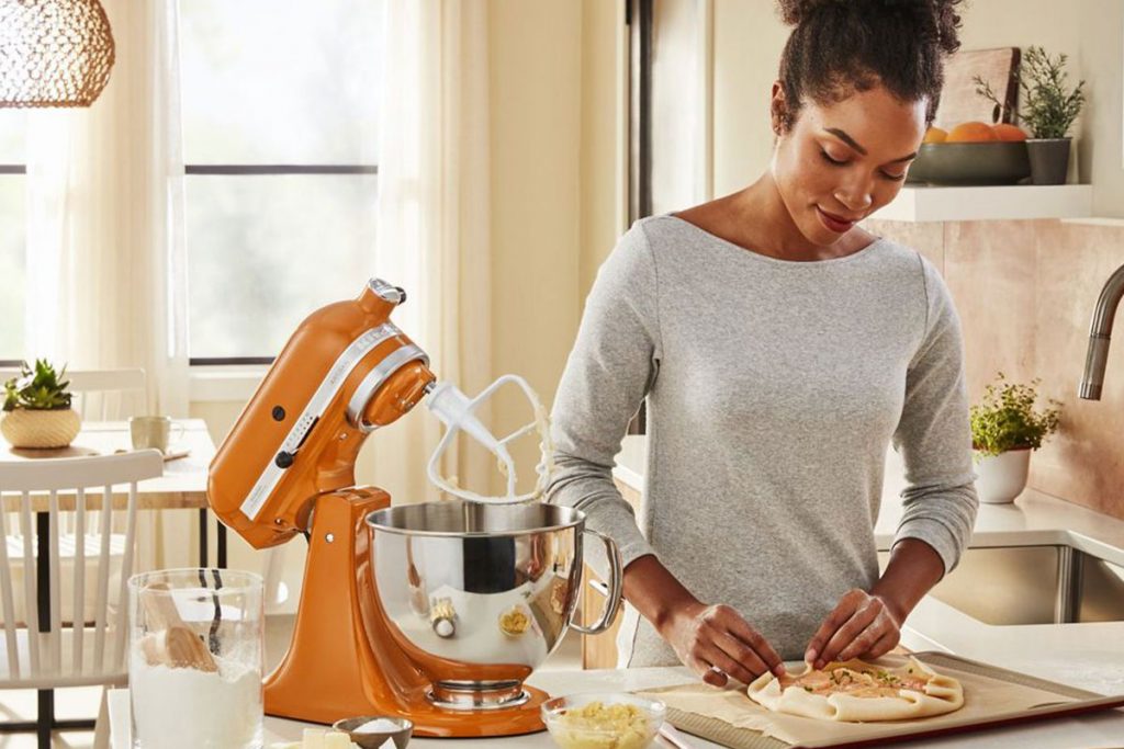 5 Best KitchenAid Stand Mixers To Buy In 2022